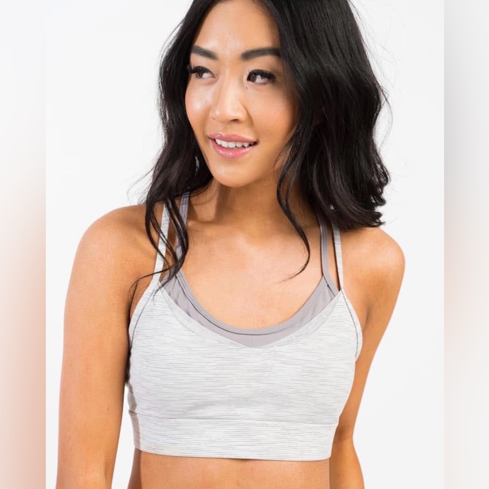 ✨ZYIA LUXE STRAPPY BRA